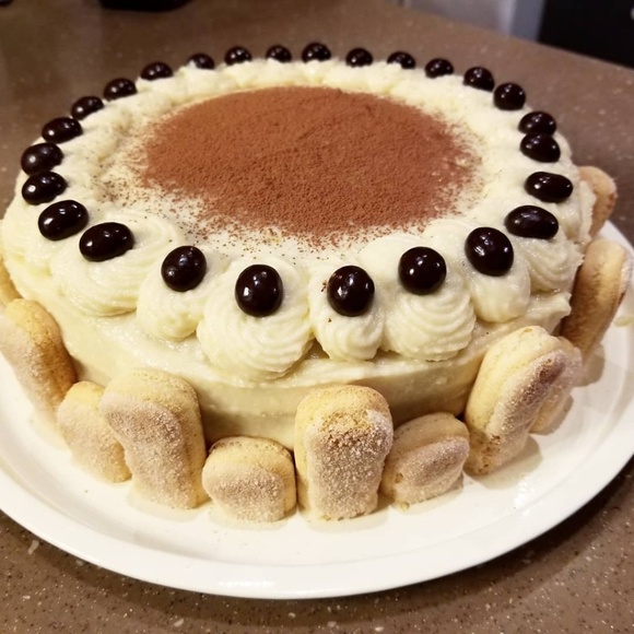 Meet your Posher, Hailey - Picture 4 of 5